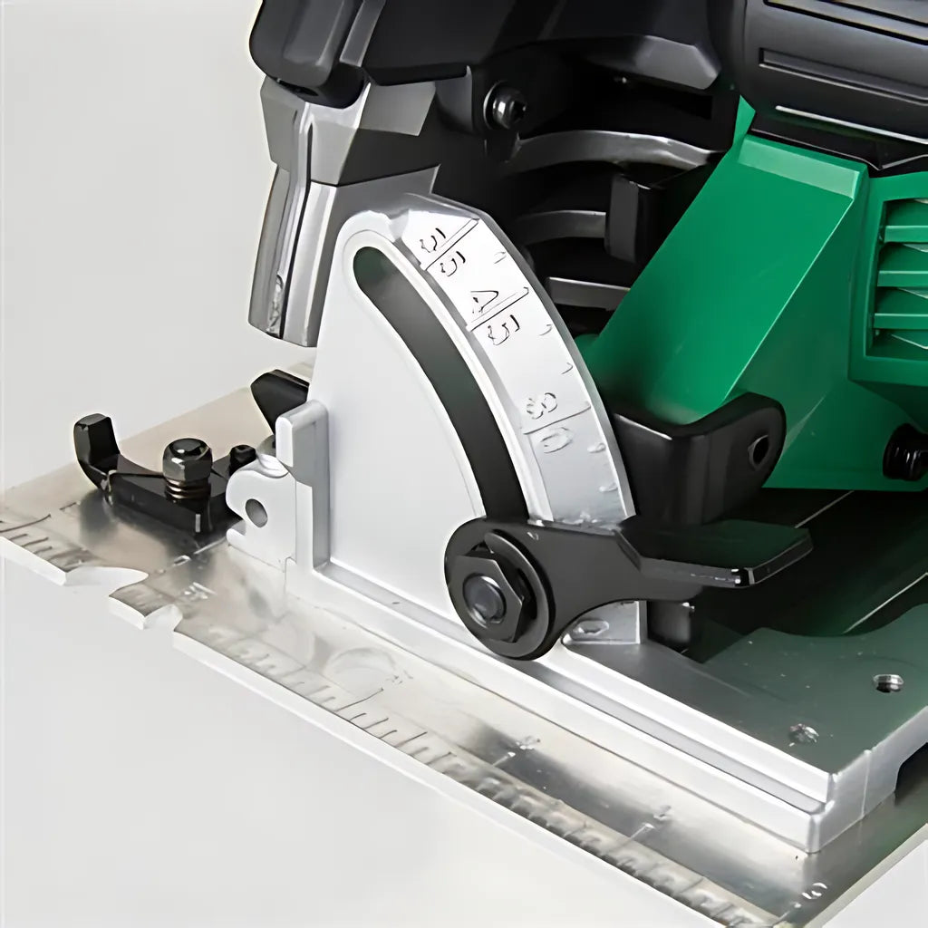 7-1/4 Inch Rip Max Pro Grade 15 Amp 6800 Rpm Circular Saw With Brake-C7BURM-594