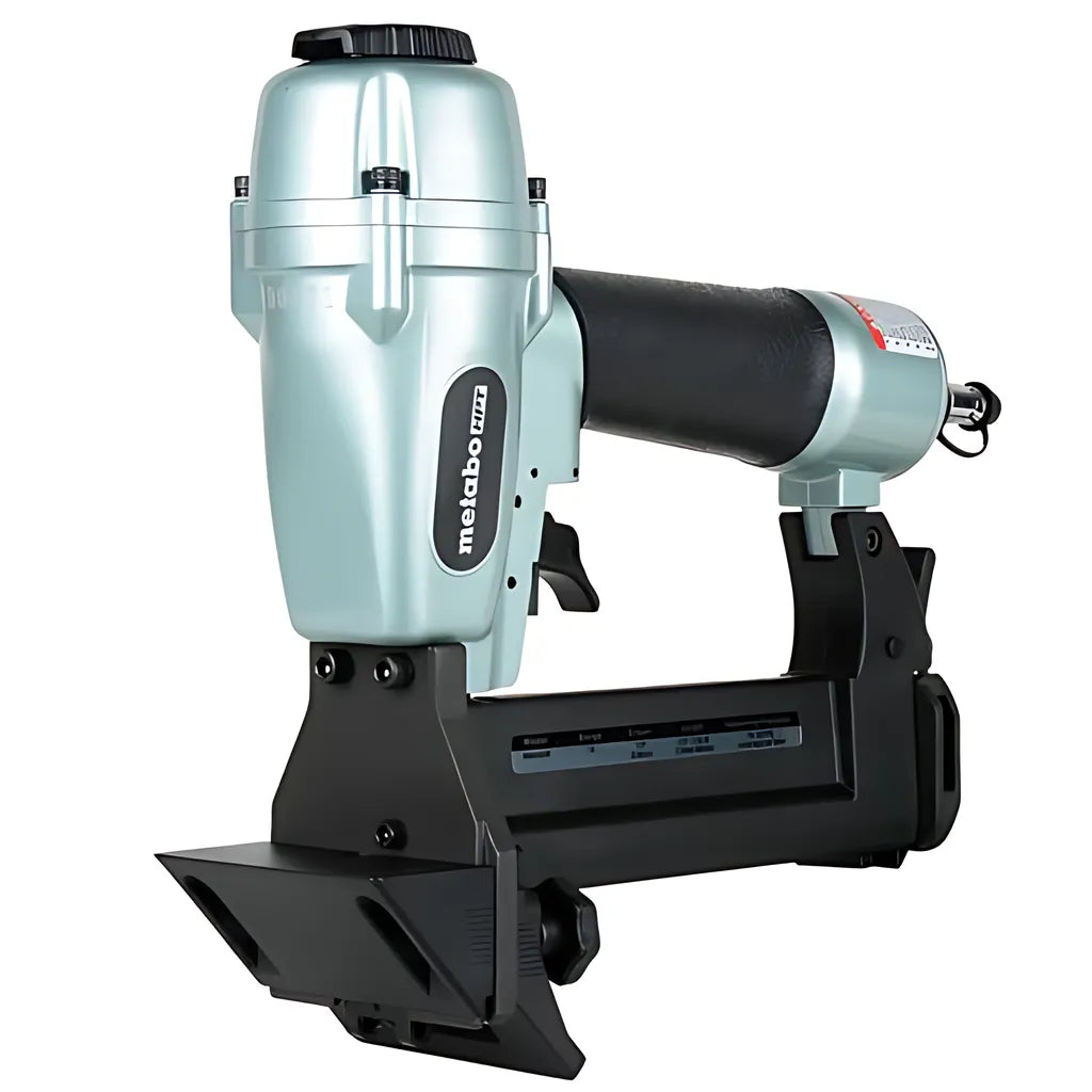 1-9/16 18-Gauge 1/4" Crown Flooring Stapler | N4004Ab-N4004ABM-128