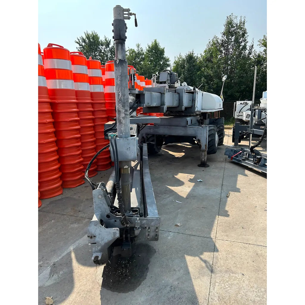 Used 2014 Somero S-15R Laser Screed