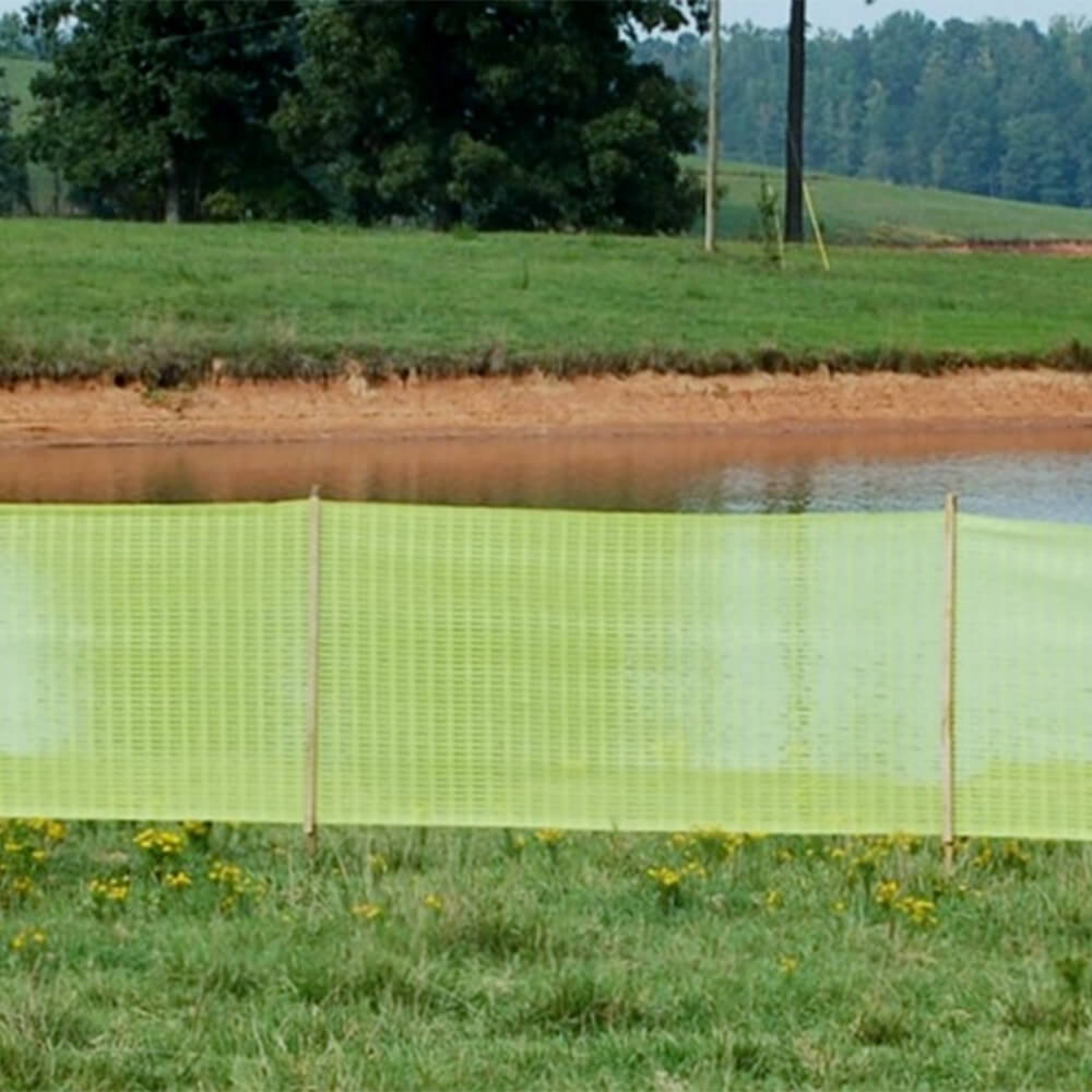 Silt Saver Delineation Fence Environmental Fence - Green    4' X 100'